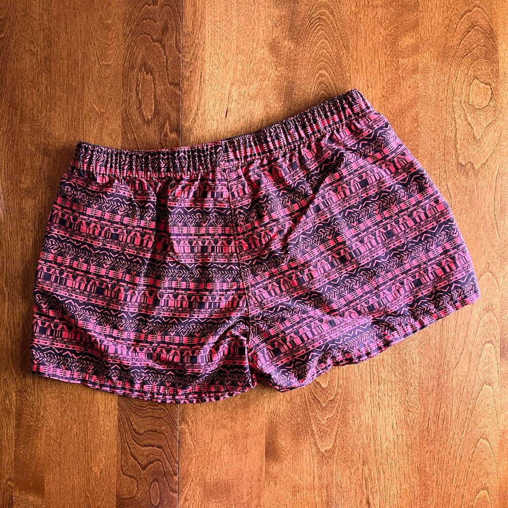 Patagonia Women's Red and Black Patterned Shorts - Picture 7 of 8